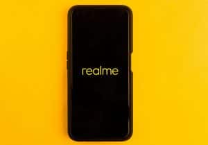 Realme DSLR Lens Concept: Attachable Camera Tech for Smartphones