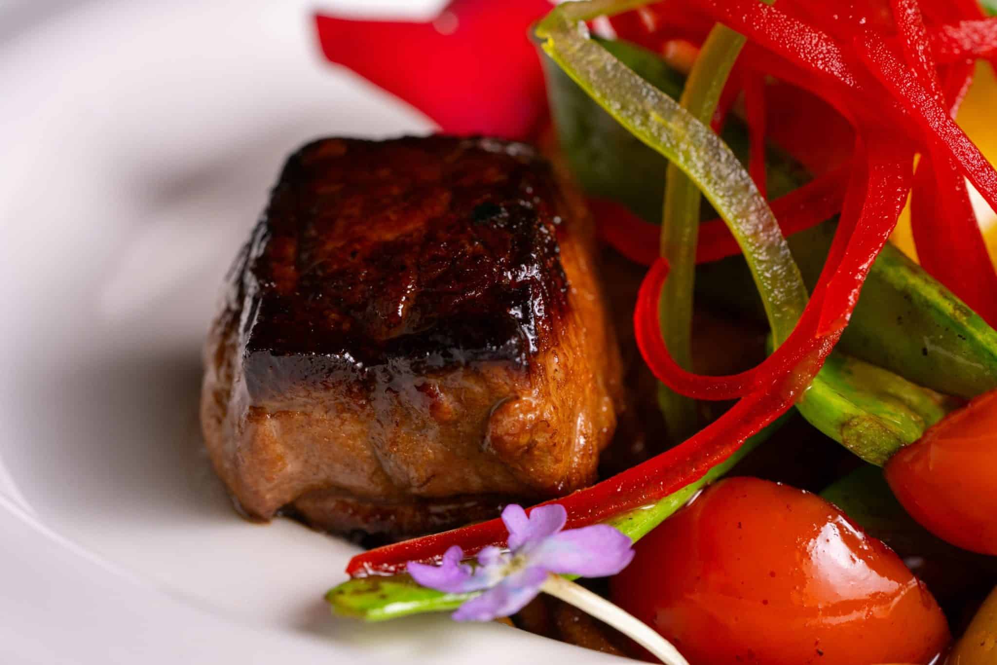 Zero-Waste Kitchens: Chefs Turning Scraps into Gastronomic Gold