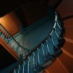 Solar-Powered Vertical Farms: Urban Solutions for Food Deserts