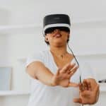 VR House Hunting: Virtual Tours Dominating Buyer Preferences