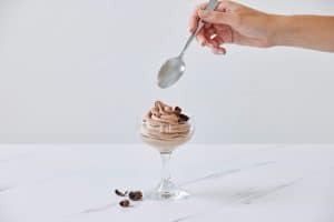 Chaos Cakes: Imperfect, Whimsical Desserts Defying Instagram Perfection